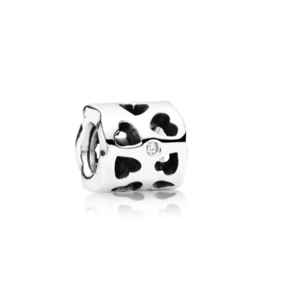 Pandora cylinder heart cutout charm - Picture 1 of 5